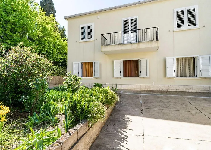 Kos - Two Bedroom With Terrace דירה